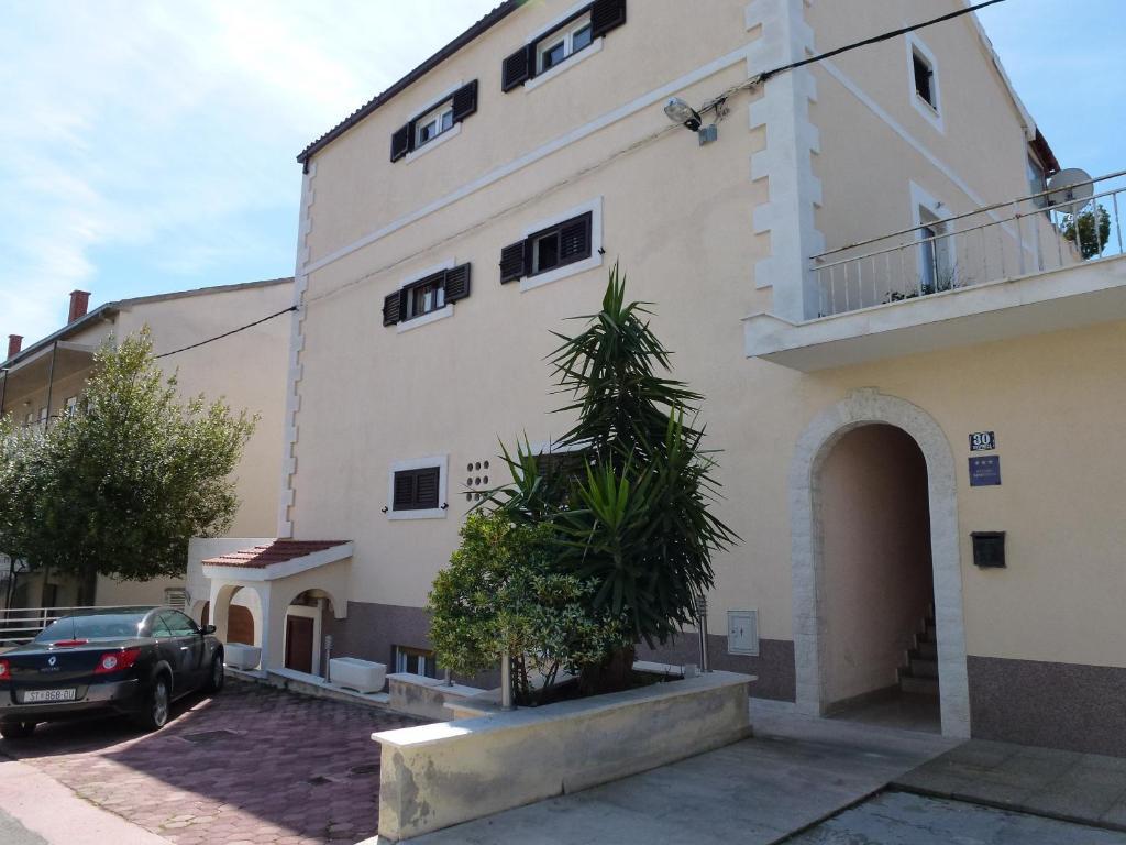 Matic Apartments Split Exterior photo