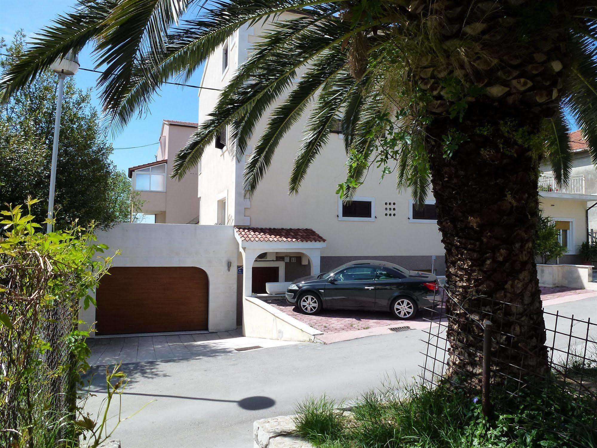 Matic Apartments Split Exterior photo